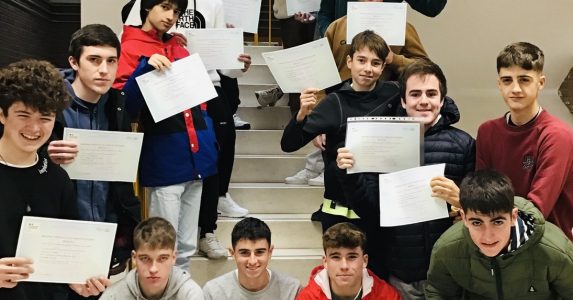 Frantseseko ikasleek B1 eta B2 DELF agiriak jaso dituzte