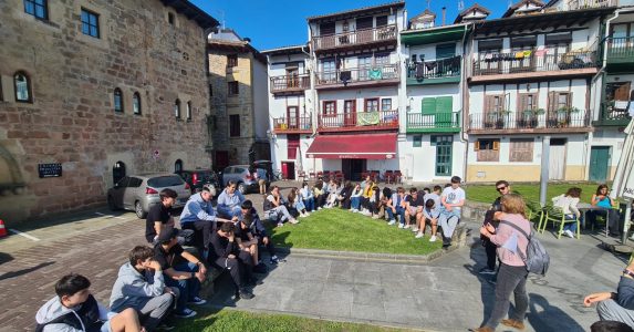 “Memoria eginez”- memoria demokratikoaren bidetik…