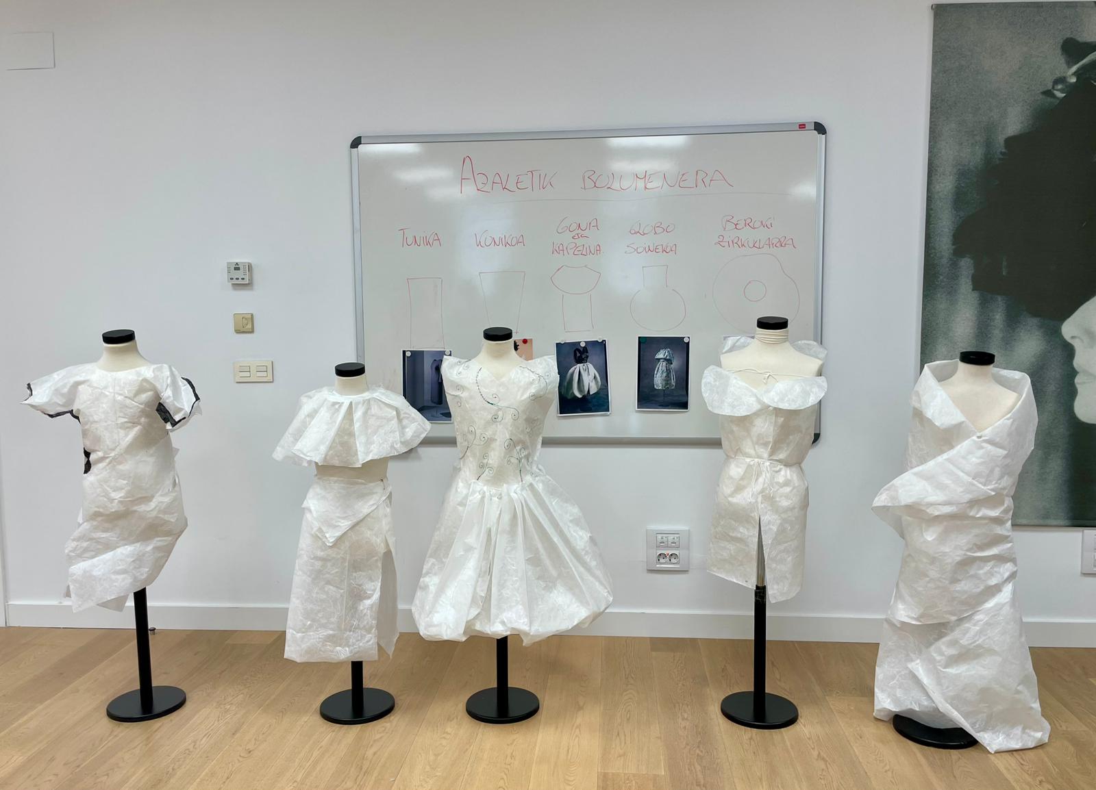 DBH2 eta Batxi1eko ikasleak Balenciaga Museoan