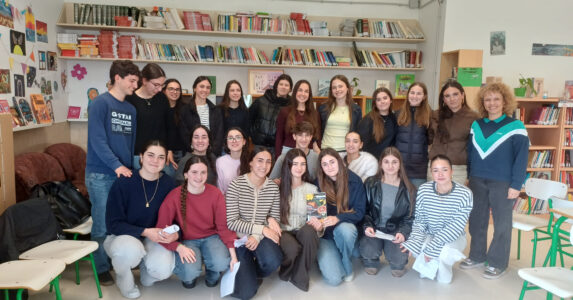 LITERATUR SOLASALDIA LIBURUTEGIAN